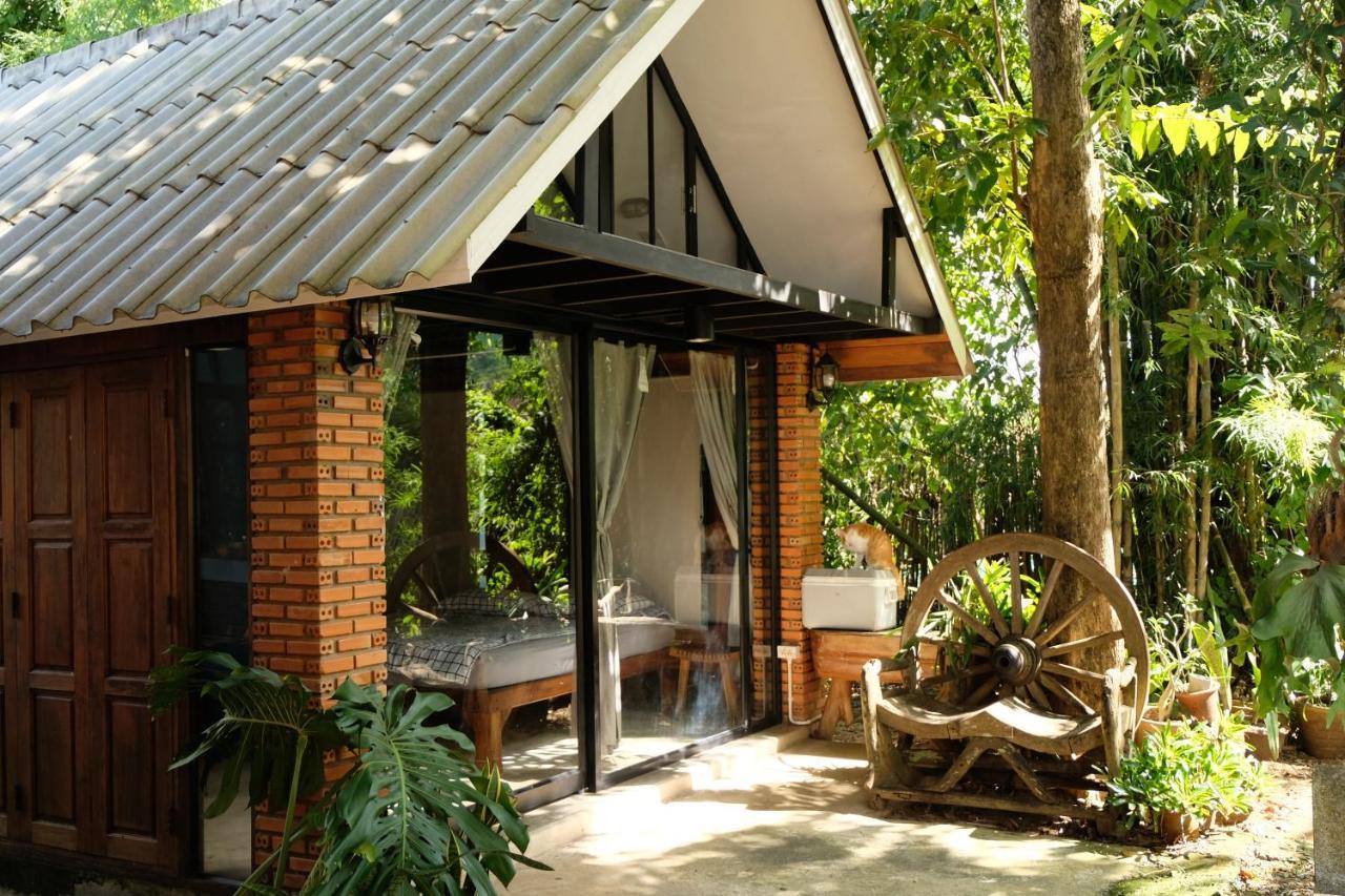 Ashi Guesthouse Chiangdao Чианг Дао Екстериор снимка