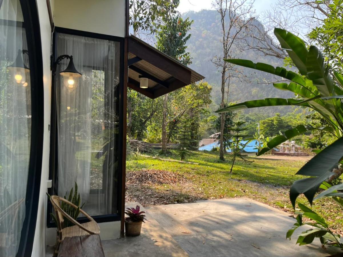 Ashi Guesthouse Chiangdao Чианг Дао Екстериор снимка